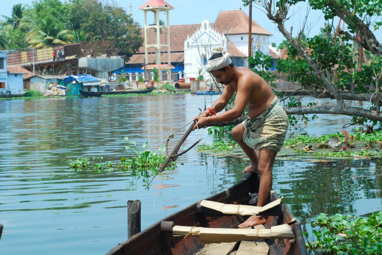 Triveny River Palace Ξενοδοχείο Alappuzha Εξωτερικό φωτογραφία