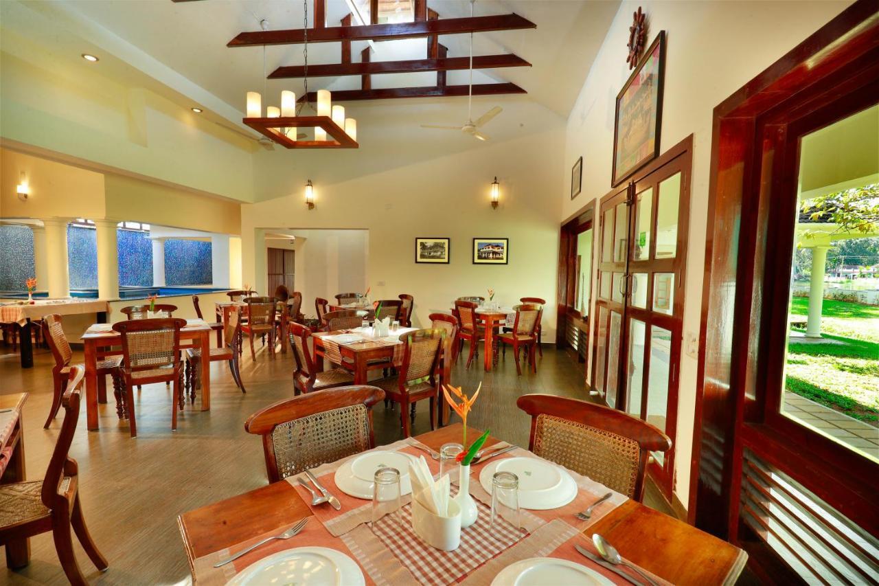 Triveny River Palace Ξενοδοχείο Alappuzha Εξωτερικό φωτογραφία